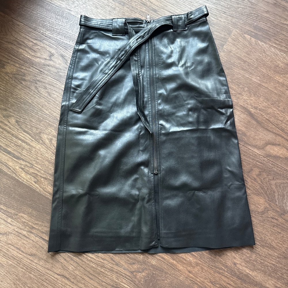 Bailey/44 black faux leather skirt
